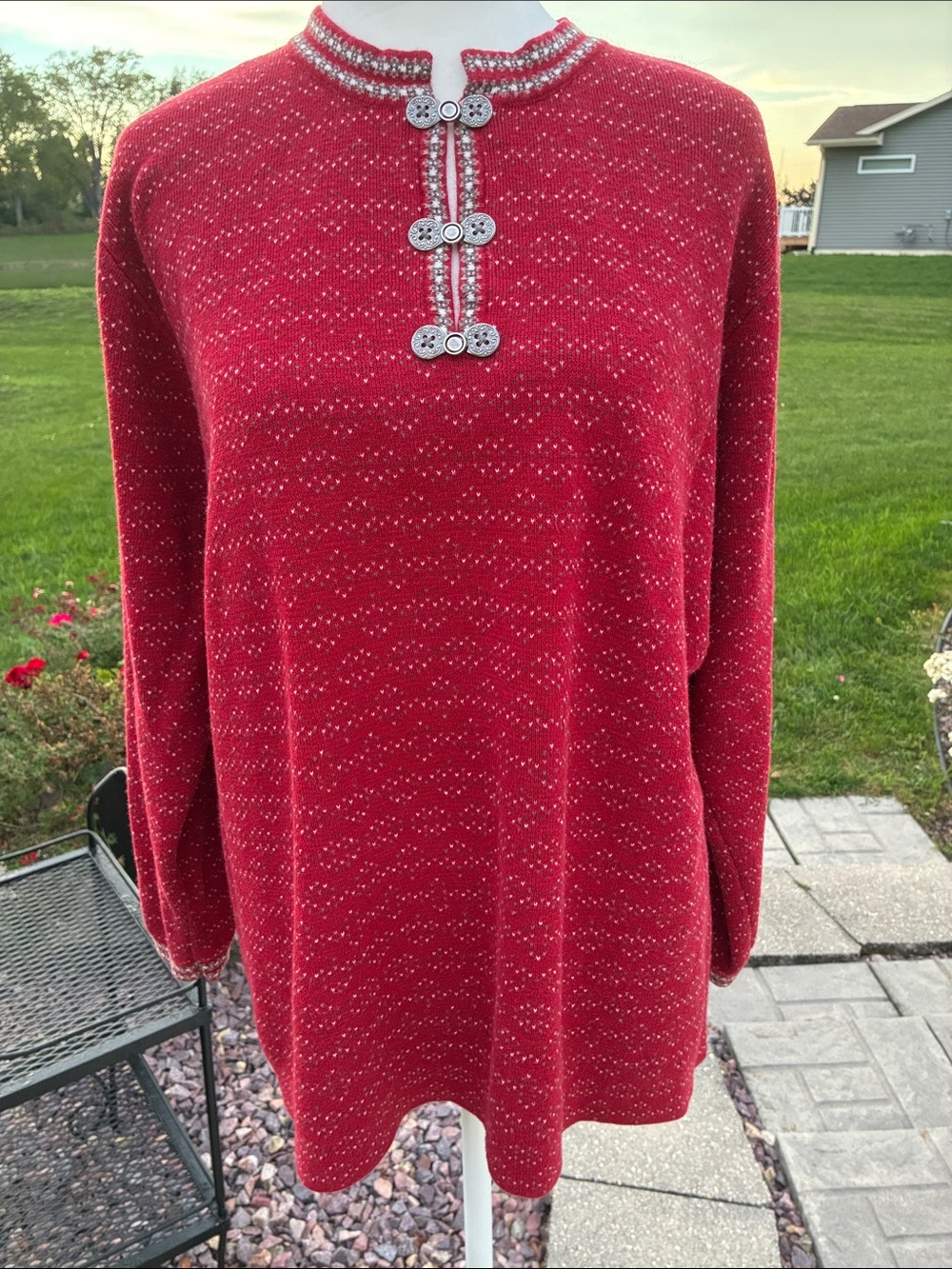 Woolrich Deep Red Women's Sweater with Decorative Trim and Brandenburg Clasps XL